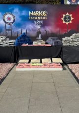 İstanbul'da Zehir Tacirlerine B&uuml;y&uuml;k Baskı! Narkotik Ekiplerinden Hız Kesmeden Operasyonlar&hellip; 27 G&uuml;nde 1.5 Ton Uyuşturucu