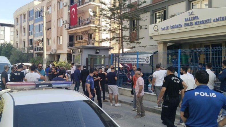 İzmir'de 3 Polisin Şehit Olduğu Polis Merkezine Saldırıyla İlgili İstenilen Cezalar A&ccedil;ıklandı