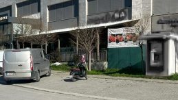 İzmir'de Film Gibi Soygun: Nakil Aracındaki G&uuml;venlik&ccedil;ileri Bayıltıp Paraları &Ccedil;aldılar!