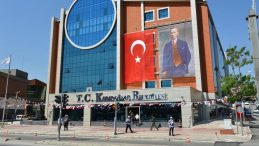 İzmir&rsquo;in En B&uuml;y&uuml;k Kentsel D&ouml;n&uuml;ş&uuml;m Projesine CHP M&uuml;dahalesi!