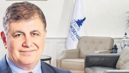 İzmir&rsquo;de Kara Delik B&uuml;y&uuml;yor