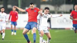 Jota Parlıyor, Ahmet Umut Veriyor