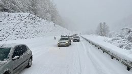 Kahramanmaraş&rsquo;ta 61 Yol Ulaşıma Kapandı