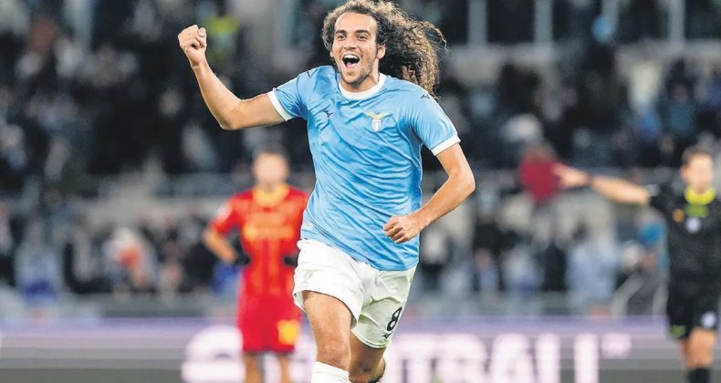 Kanarya&rsquo;nın İkinci Bombası! Derbide Kadroda!