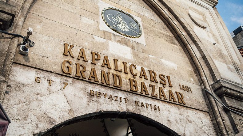 Kapalı&ccedil;arşı'da Yeni Operasyon: 340 Milyon TL'lik Su&ccedil; Gelirine El Konuldu