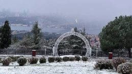 Kar İstanbul&rsquo;a Geri D&ouml;nd&uuml;