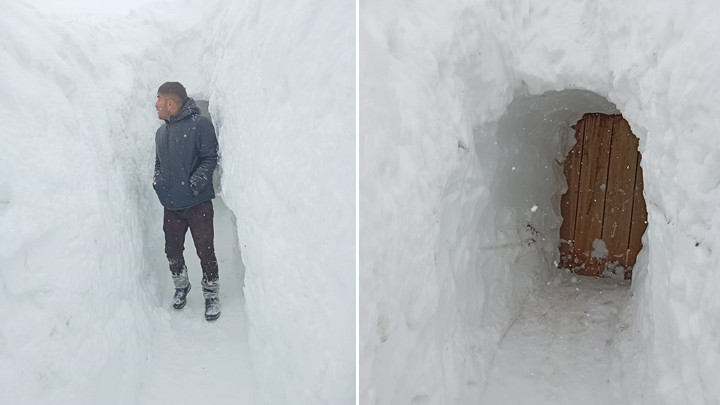 Kar kalınlığı 2 metreyi aştı, bazı evler kara g&ouml;m&uuml;ld&uuml;! &Ccedil;&ouml;z&uuml;m&uuml; t&uuml;nel kazmakta buldu