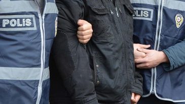 Kara Kuvvetleri&rsquo;ne yolsuzluk operasyonu