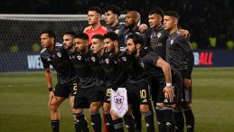 Karabağ, 90+4'te Eintracht Frankfurt'u ge&ccedil;erek zaferi yakaladı! Can Uzun sahne aldı&hellip;