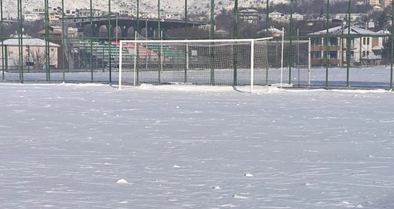 Kayseri&rsquo;de Ma&ccedil;lara Kar Engeli
