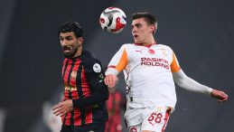 Kazımcan Karataş: Hoca gen&ccedil;lere &ccedil;ok &ouml;nem veriyor!