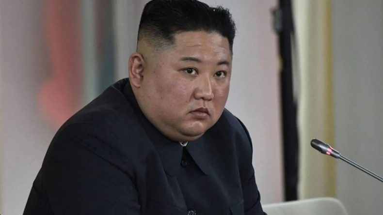 Kim Jong-un&rsquo;un Dikkat &Ccedil;eken Ziyareti: Kızıyla Verdiği Pozlar Varis İddialarını G&uuml;&ccedil;lendirdi