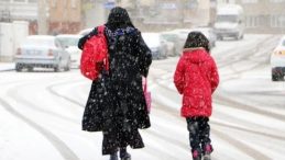 Kırşehir&rsquo;de Okullar Yarın Tatil Mi? 12 Ocak 2026 Pazartesi G&uuml;n&uuml; Kar Tatili Olacak Mı?