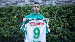 Konyaspor, Sander Svendsen ve Deniz T&uuml;r&uuml;&ccedil;'&uuml; Duyurdu!