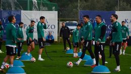 Konyaspor'da Berkan Kutlu İlk Antrenmanına &Ccedil;ıktı!