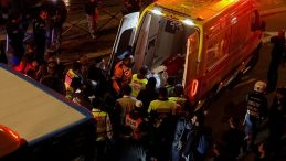 Kud&uuml;s'te Protesto Sırasında Otob&uuml;s Kaza Yaptı: 1 &Ouml;l&uuml;, 3 Yaralı