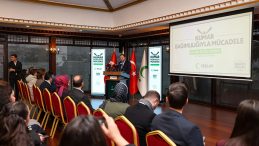 Kumar Bağımlılığında 18 Yaş Altına Dikkat!