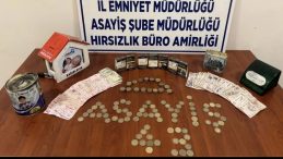 K&uuml;tahya'da Hırsızlık Ş&uuml;phelisi Yakalandı: &Uuml;zerinden Sadaka Kutusu &Ccedil;ıktı!