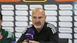 Levent A&ccedil;ıkg&ouml;z: Sıkıntılı sıralamadan kurtulmak istiyoruz!