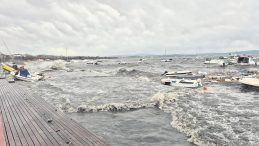 Lodos Yıktı Ge&ccedil;ti