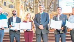 Madalyalı Kahraman Zorla Uzaklaştırıldı