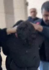 Mahmutpaşa&rsquo;da Turiste Saldırı: 19 Yaşındaki Ş&uuml;pheli F.B. Yakalandı