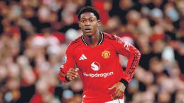 Mainoo İ&ccedil;in Ezeli Rekabet Başladı!