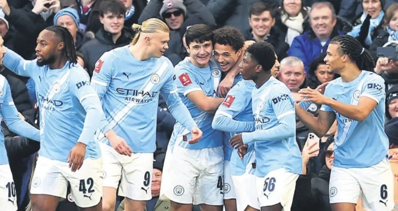 Manchester City&rsquo;den FA Cup&rsquo;ta tarihi fark
