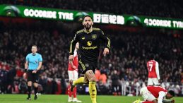 Manchester United, Arsenal'ı Deplasmanda Yendi!