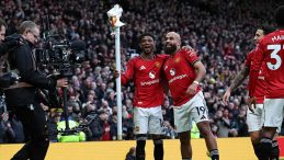 Manchester United, Manchester City'i 2-0 Yendi!