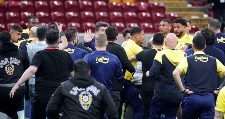 Mert Hakan Yandaş ve Jayden Oosterwolde&rsquo;ye Hapis Cezası! Derbi Davasında Karar Verildi