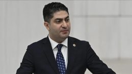 MHP'den Yapay Zeka ile &Uuml;retilen Sahte İ&ccedil;eriklere Karşı Yasalaşma Teklifi