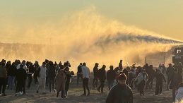 Nusaybin'deki İzinsiz G&ouml;sterilere Emniyet G&uuml;&ccedil;lerinden M&uuml;dahale