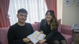 Okul Yok, Sınıf Yok, Zil Yok! Serebral Palsili Soner'i Hayata Bağlayan Adım Seda &Ouml;ğretmeninden Geldi