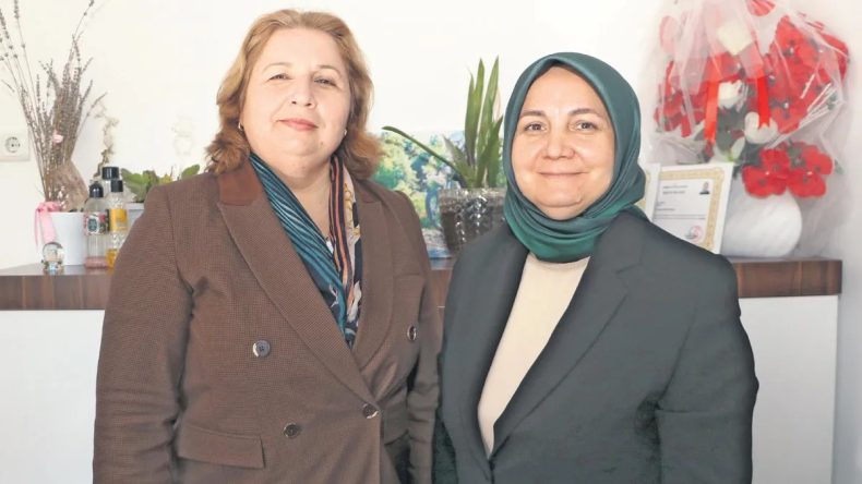 Okulu Tamamladılar, Muhtar Oldular