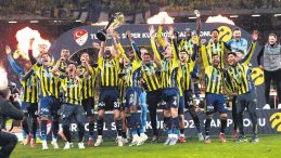 Olimpiyat&rsquo;ta Fener Alayı