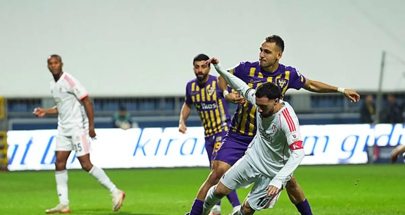 Orkun Kökçü: Söyleyecek Çok Şey Var Ama…