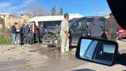 Osmaniye'de Minib&uuml;s Aracıyla &Ccedil;arpıştı: 7 Yaralı