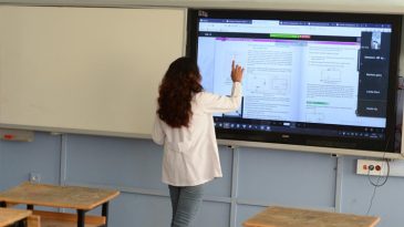&Ouml;ğretmenlerin Y&ouml;netici G&ouml;revlendirme ve Yer Değişikliği Başvuru Tarihleri A&ccedil;ıklandı