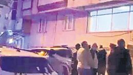 &Ouml;nce Oğluna Sonra Kendine Ateş Etti