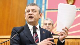 &Ouml;zg&uuml;r &Ouml;zel'den ABD'ye Sert Yanıt: Haydutluk İddiası