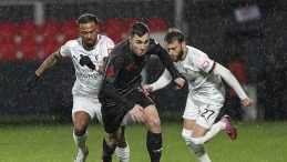 Pendikspor ve Bodrum FK, Gols&uuml;z Beraberlikle Puanları Paylaştı