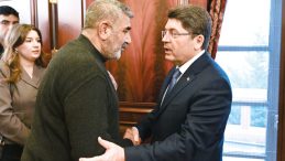 Rojin&rsquo;in Babası Tun&ccedil;&rsquo;la G&ouml;r&uuml;şerek Adalet Arıyor