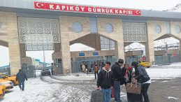 SABAH, Van&rsquo;daki Sınır Kapısında İranlılarla G&ouml;r&uuml;şt&uuml;: A&ccedil; Kalırız Ancak Toprağımızı Vermeyiz