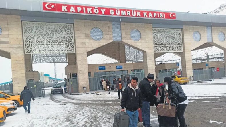 SABAH, Van&rsquo;daki Sınır Kapısında İranlılarla G&ouml;r&uuml;şt&uuml;: A&ccedil; Kalırız Ancak Toprağımızı Vermeyiz