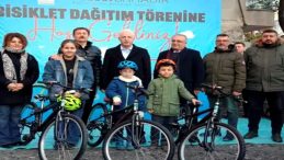 Sağlıklı Yaşam İ&ccedil;in Y&uuml;z &Ccedil;ocuğa Y&uuml;z Bisiklet Dağıtıldı