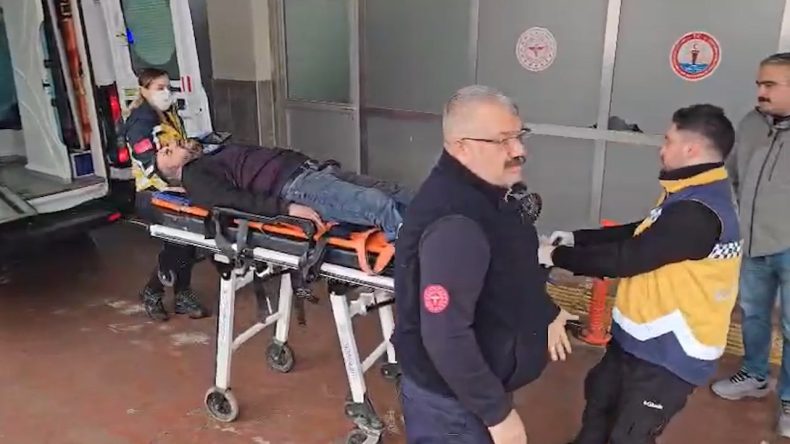 Sanal Medya &Uuml;nl&uuml;s&uuml; Kasabada Silahlı Saldırı: İki Yaralı