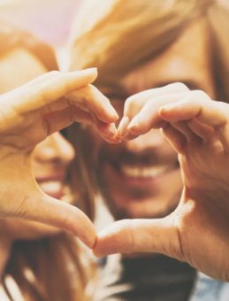 Sevgiliye G&ouml;nderebileceğiniz En İ&ccedil;ten ve G&uuml;zel Aşk S&ouml;zleri