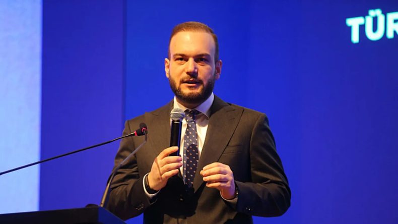 Sıfır Atık Vakfı'nın Başkanı Samed Ağırbaş İklim Değişikliğiyle M&uuml;cadele İ&ccedil;in Mesaj Yayımladı