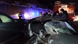 Sinop'ta İki Ara&ccedil; &Ccedil;arpıştı: 2 &Ouml;l&uuml;, 3 Yaralı!